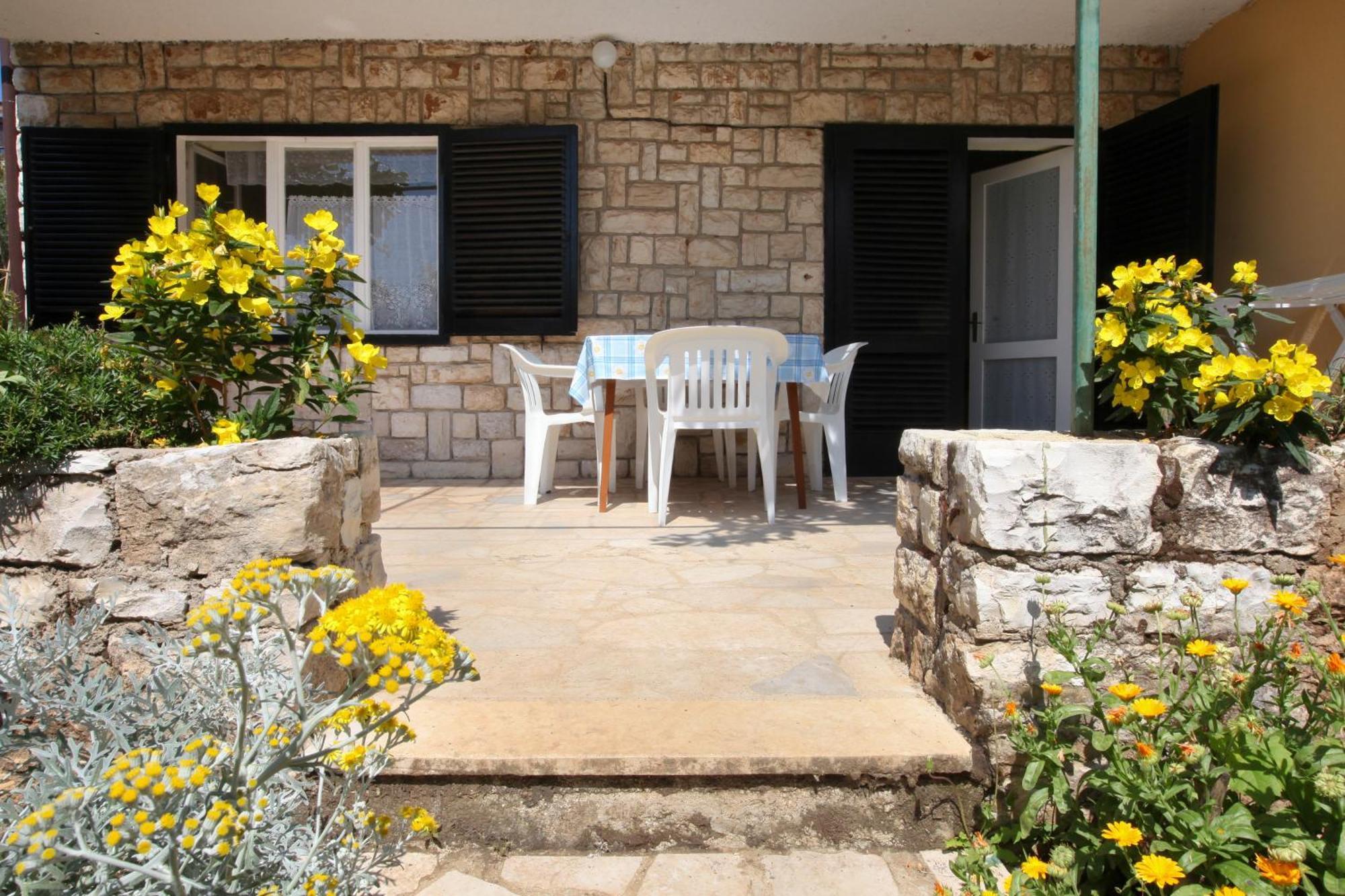 Apartment Ema Premantura Exterior photo